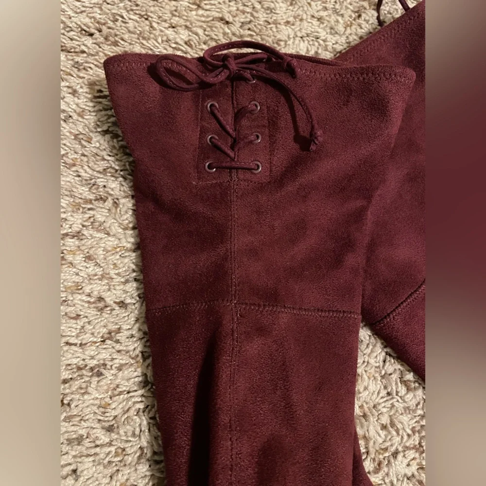 Beautiful Vince Camuto boots - Picture 5 of 5